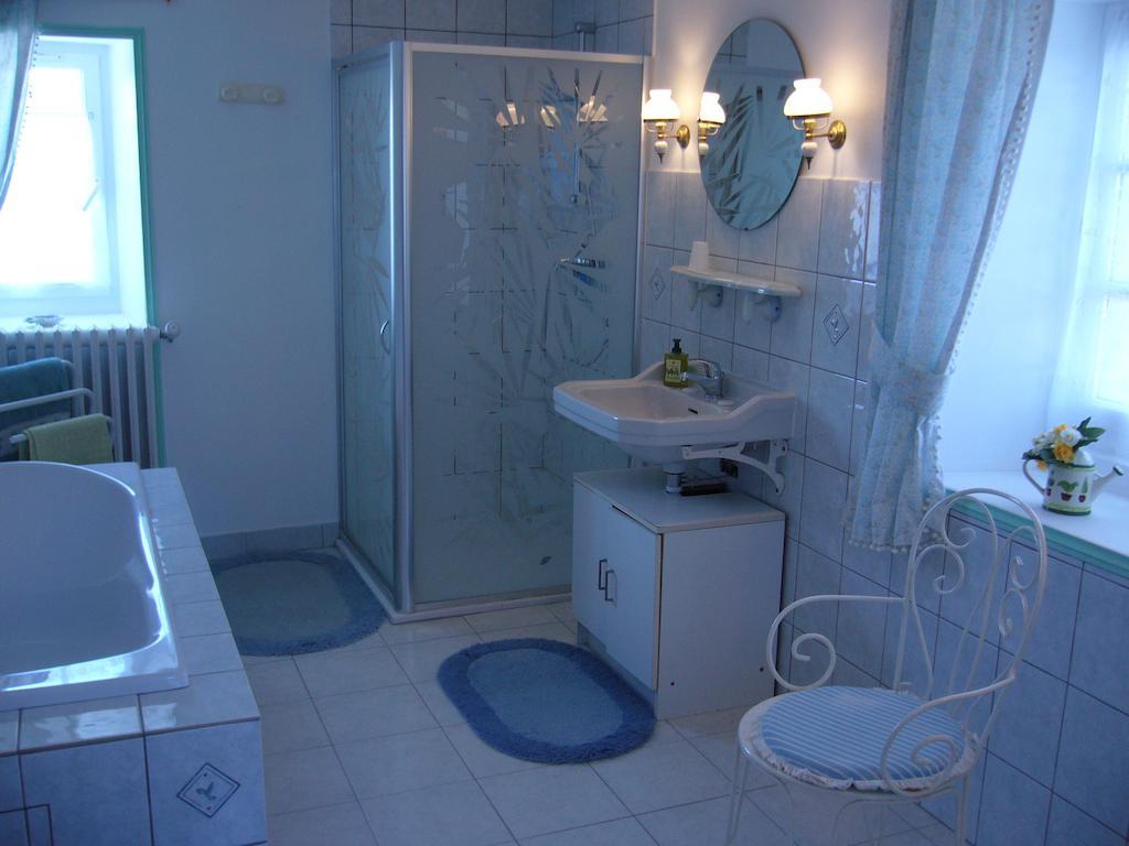 Ferme De Dauval Bed & Breakfast Mandeville-en-Bessin Room photo
