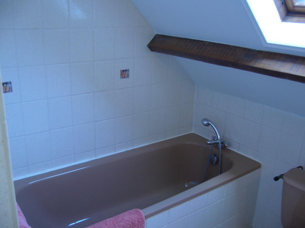 Ferme De Dauval Bed & Breakfast Mandeville-en-Bessin Room photo